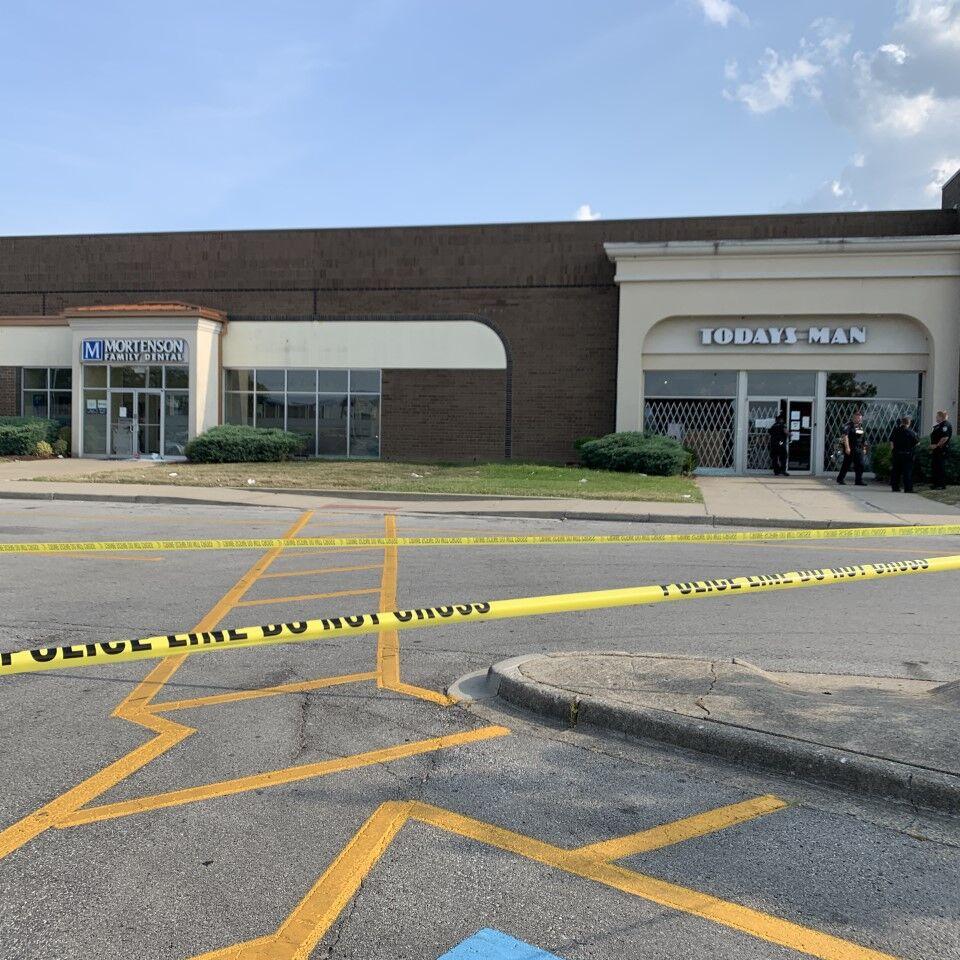 Jefferson Mall shots fired 8-8-21 (2).jpg